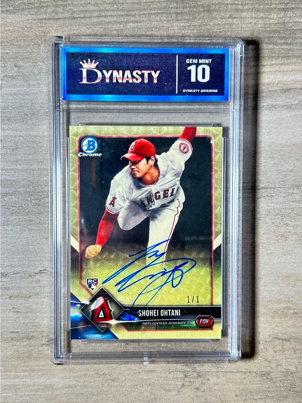 Shohei Ohtani 2018 Signed Bowman Chrome 1/1 Gem Mint 10 Novelty Card.